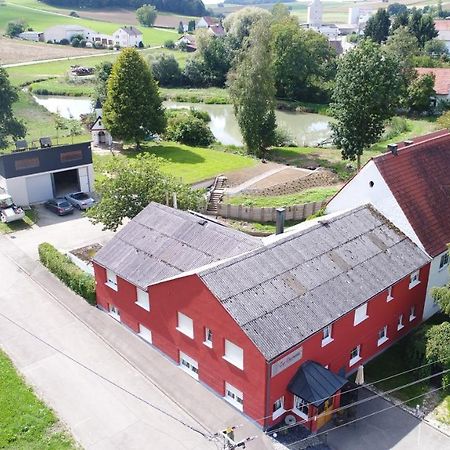 zur Dorfmühle Albergue Aislingen Exterior foto