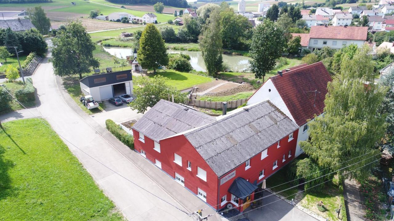 zur Dorfmühle Albergue Aislingen Exterior foto